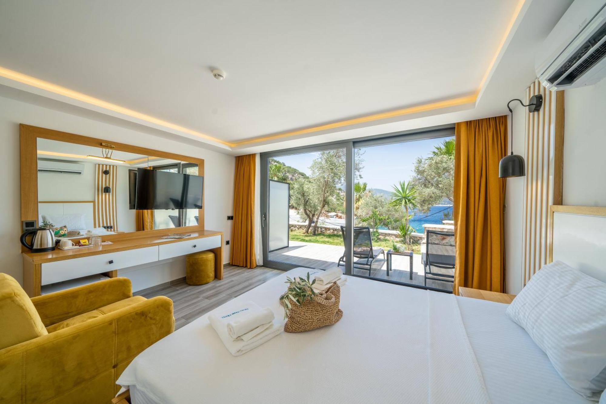 Kalkan Beach Park Hotel Kas Exterior photo