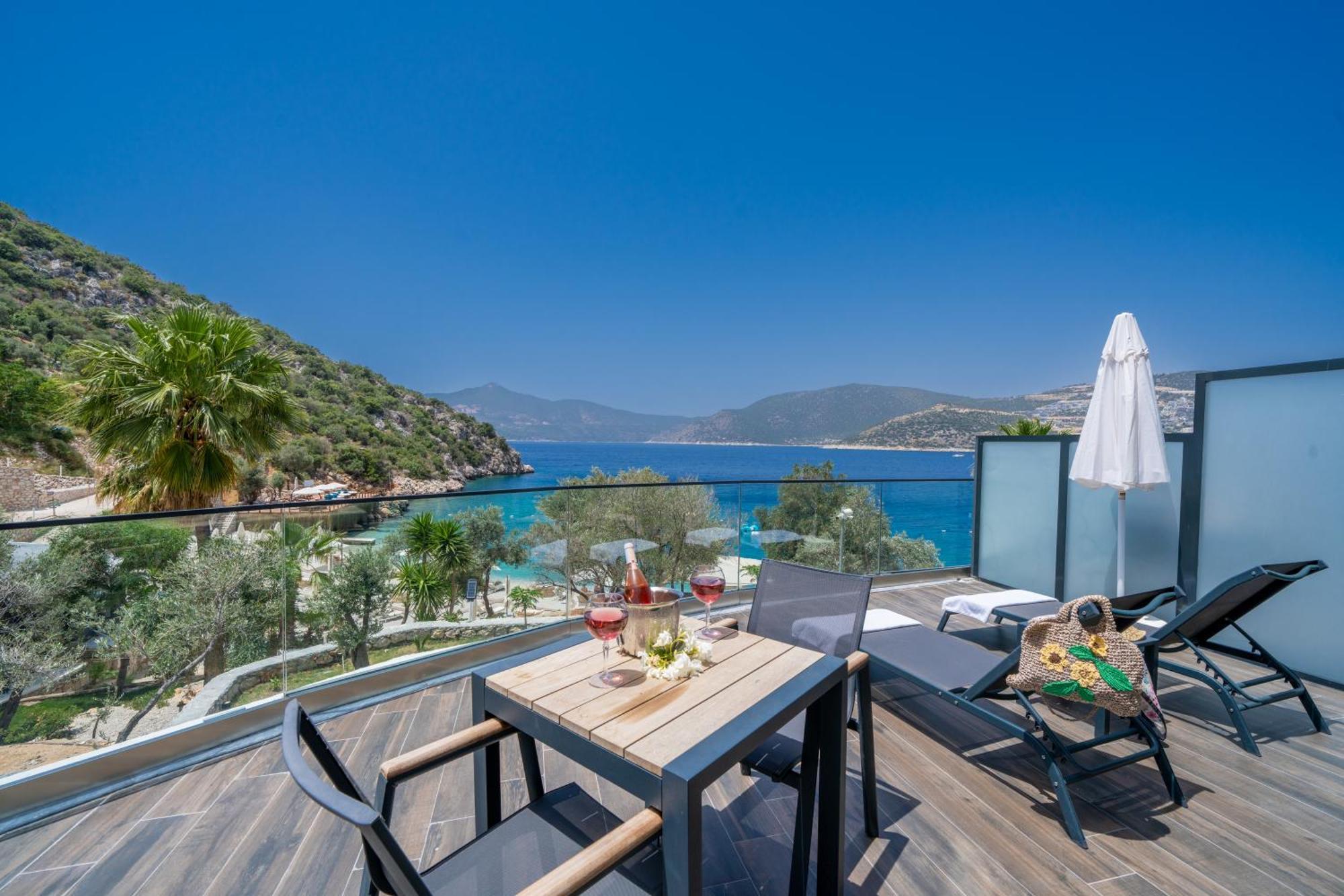 Kalkan Beach Park Hotel Kas Exterior photo