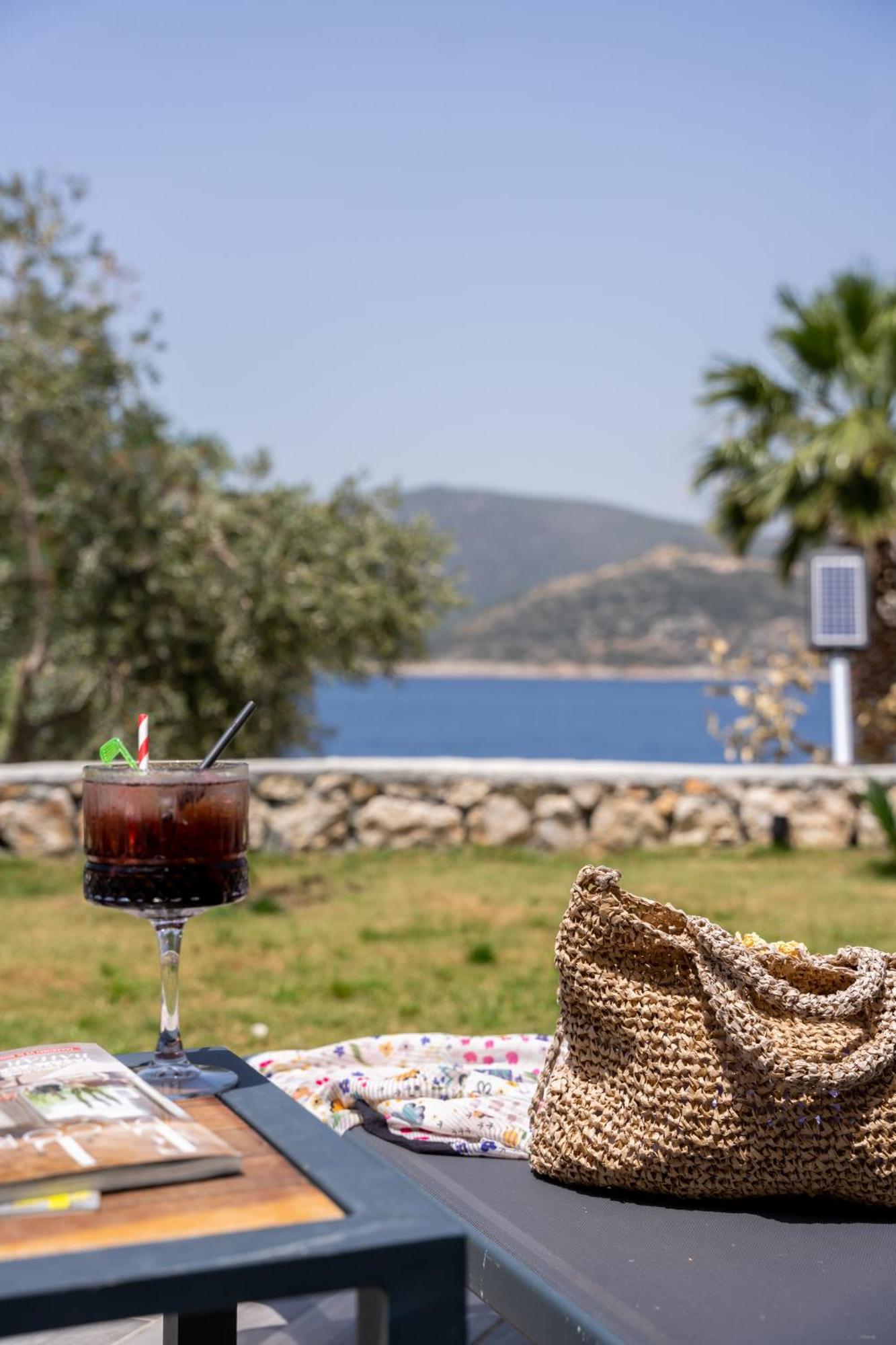 Kalkan Beach Park Hotel Kas Exterior photo